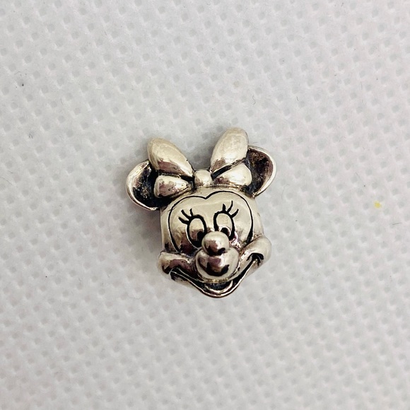 EUC Disney Pandora 791587 Sterling Silver Minnie Mouse Portrait Charm - Picture 7 of 11